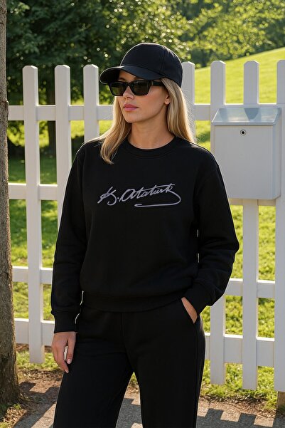 MARKAPIA WOMAN Hanorac negru semnat Ataturk pentru femei