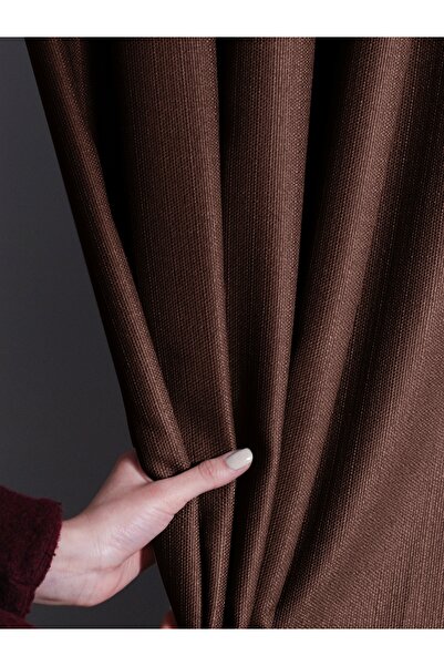 FAVOLLİ ستارة خلفية من الكتان البني المطوي