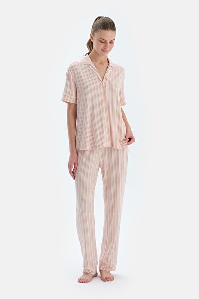 Dagi Set de pijamale cu pantaloni de cămașă cu dungi roz