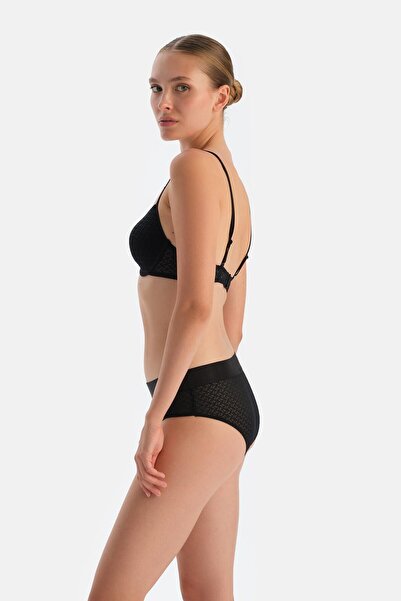 Dagi Chiloți hipster din dantelă neagră