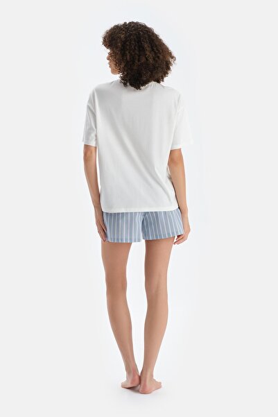 Dagi Off White Print Λεπτομερές κοντομάνικο T-Shirt Σορτς Σετ πιτζάμες