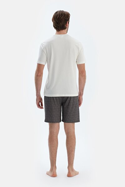 Dagi Ekru Kısa Kollu Dikiş ve Baskı Detaylı Tişört Pantolon Pijama Takımı