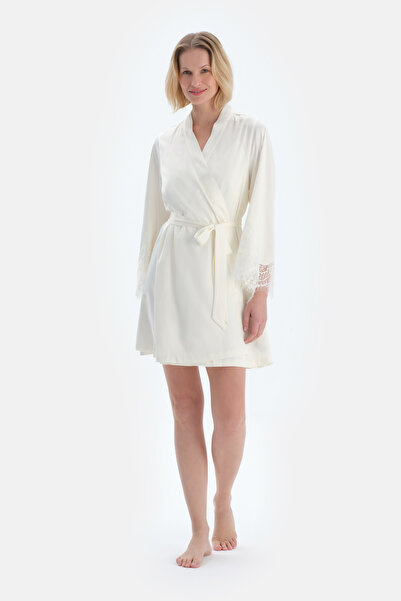 Dagi Off-White Lace Detailed Satin Bride Dressing Gown