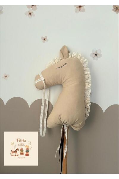 Parla kids studio El Yapımı Ahşap Çubuklu At