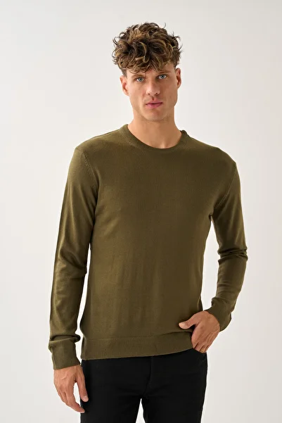 Redline Valmont Standard Fit Crew Neck Sweater