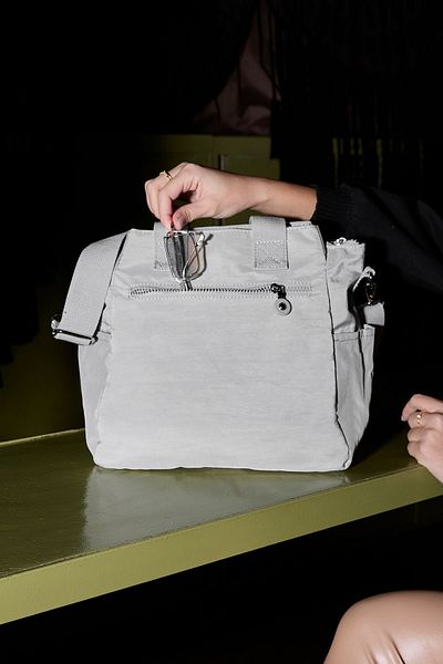 Çanta Trend Women's Large Size 7 Compartments Water Resistant Crinkle Fabric Light Gray Hand and Shoulder Bag