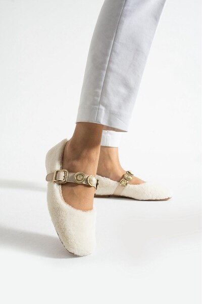 AlbiShoes Dowry Bundle Fluffy Women's Home Slippers Winter Stoned Buckle Plush Wool Indoor Outdoor Slippers
