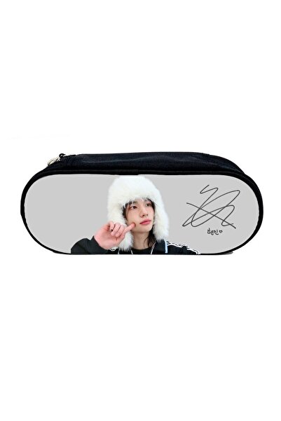 LITTLE DARKS ART Penar stray kids hyunjin signature