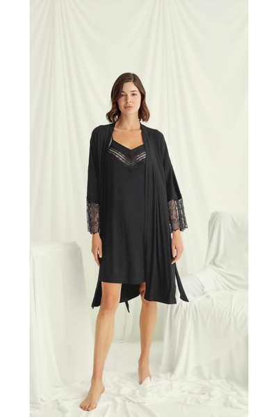 NightLove طقم روب من الدانتيل من موناميز 18155