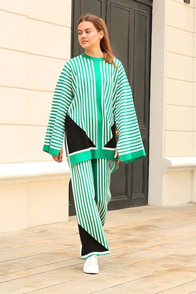 STILVANA Striped Crew Neck Knitwear Suit Green