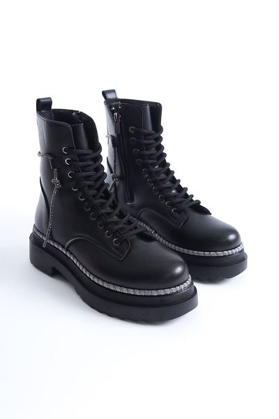 Zerenyus Karma Premium Special Design Winter Black Thick Soled Women's Boots