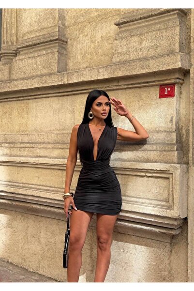 Miss Beyoğlu Full Lycra Boyundan Bağlamalı Derin Dekolteli Mini Elbise ( Çeşi...