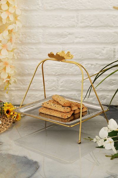 AKSESUAR EVRENİ Mile Luxury Silver Stainless Metal Presentation and Serving Tray Patterned Decorative Footed Treat Tray