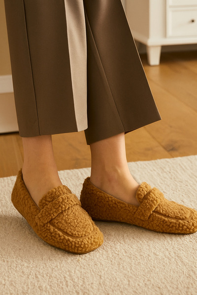 FootFrenzy Women's Winter Plush Home Shoes Soft Comfortable Non-Slip Sole Comfortable Ballerinas