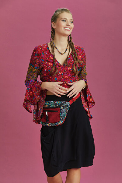 Los banditos Spanish Sleeve Crop Blouse