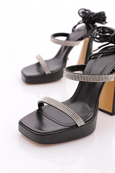 DGN 3582 Women's Crystal Stone Strap Ankle Strap Thick Heeled Shoes