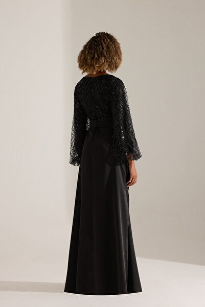 BETTY & SAM CHARBEL SİYAH GECE ELBİSESİ