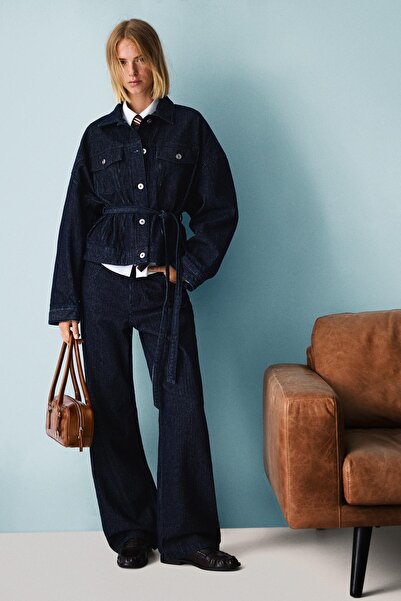 Bershka Dokulu straight fit geniş paça jean