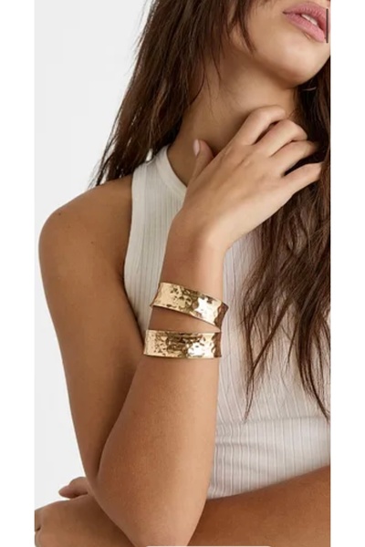 Hoop jewelery Hammered Handcuff Model Bracelet (One Piece)