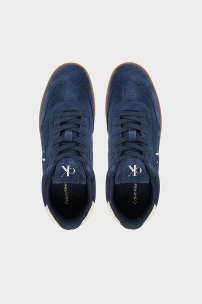Calvin Klein Erkek %100 Deri Düşük Bilekli CK Logolu Düz Taban Süet Detaylı Lacivert Sneaker YM0YM01300-DW4
