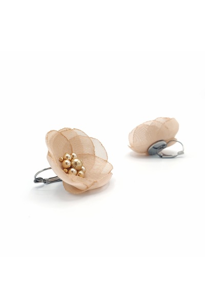 Corizmi Stainless steel hoop earrings, veil flower in the middle with pearls, handmade, Love