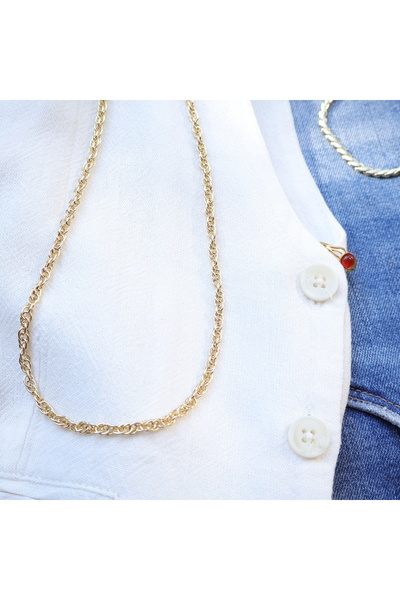 B Design jewelry قلادة من الفولاذ الملتوي