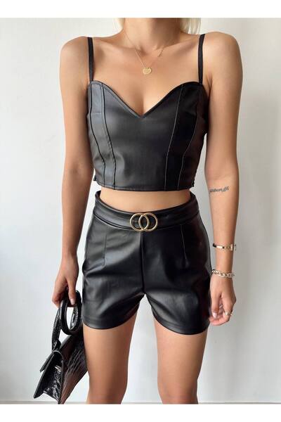 Bleu Petite Buckle Detailed Faux Leather Women's Shorts