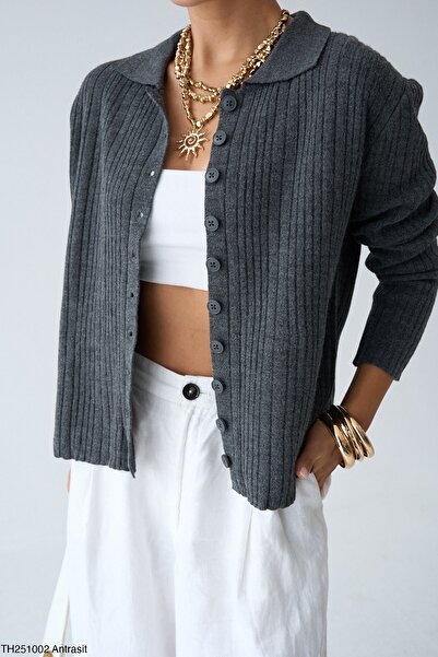 FEMMESTUDIO Women's Gray Buttoned Knitwear Cardigan