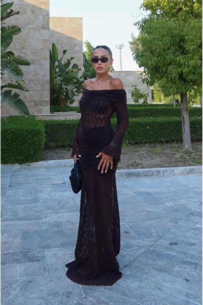 Havoş Hnědé šaty s krajkovým detailem a límečkem Madonna