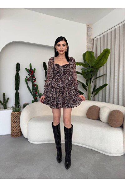 EtikaOnline Savina Leopar Desen Volanlı Kalp Yaka Mini Elbise