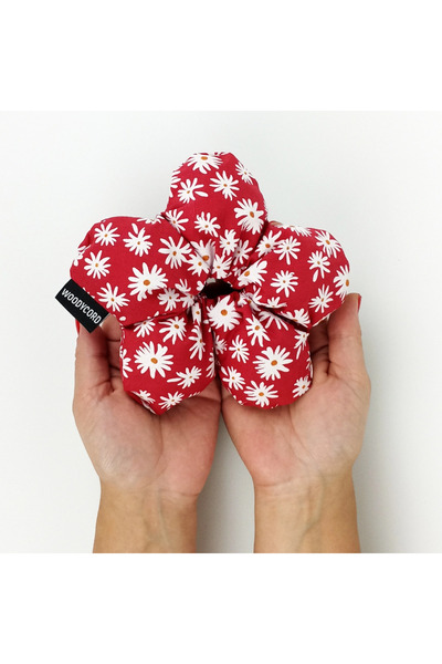 woodycord Handmade Fiber Filled Daisy Fluffy Scrunchie Buckle