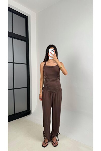 Gaus Kahve Boyundan Bağlamalı Paça Detaylı Muadil Modal Tulum GAUS-005