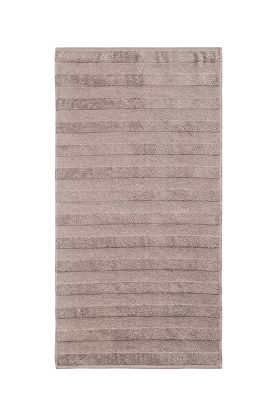 LC Waikiki Безчасові пропозиції від Timeless Store | Рушник для ванної кімнати з вишивкою 70x140 см