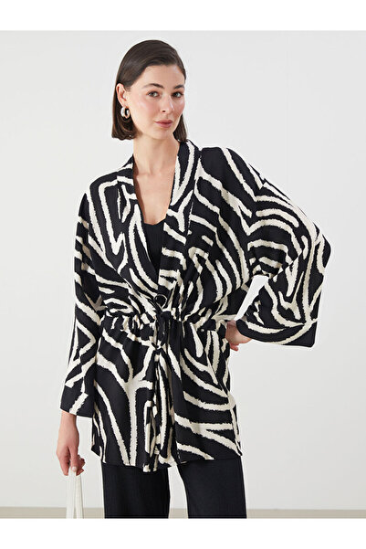 LC Waikiki كيمونو نسائي مطرز بياقة شال روبا من UZG STORE