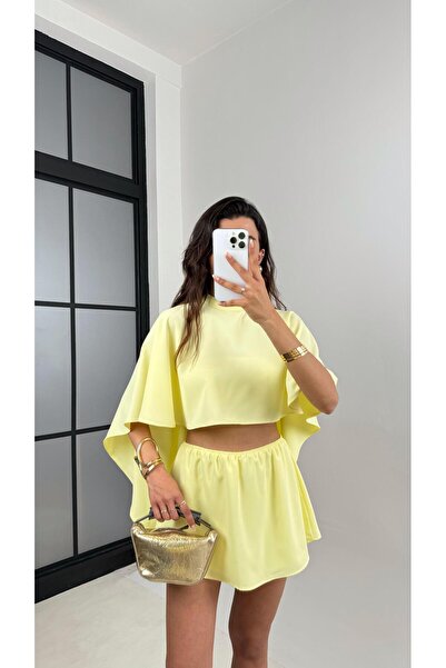 Gaus Sarı Pelerinli Beli Lastikli Crop Şort Üçlü Şifon Takım Gaus00638