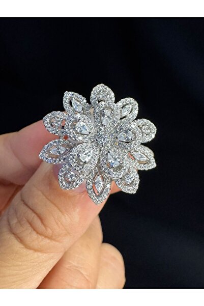 vogutima Kadın Gümüş Yüzük - Çiçek Tasarım Pırlanta Montür Damla Kesim • Işık...