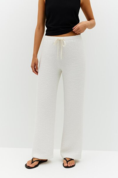 HAKKE Seersucker Textured Waist Lace-Up Relaxed Fit Trousers