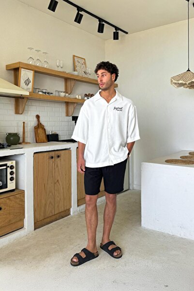 Flaw Wear Μαύρο σορτς από ύφασμα μουσελίνας με ελαστική μέση