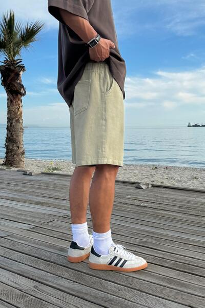 Flaw Wear Khaki Basic Shorts with Elastic Waist