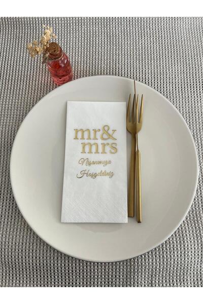 kidspartim Beyaz Üzeri Gold Yaldızlı Mr&Mrs Nişanımıza Hoşgeldiniz Baskılı Pe...