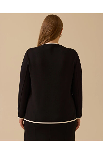 Gala-Xi Plus Size Buttoned Cardigan with Piping Detail