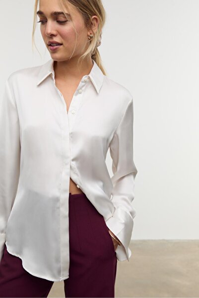 Stradivarius Basic satin shirt