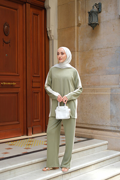 LOCCO Γυναικείο Σετ με λεπτομέρεια με ρίγες στο πλάι, δύο τεμαχίων, ανοιχτό πράσινο