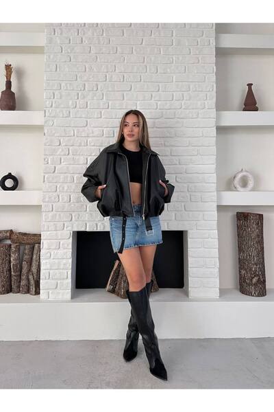 Bella Breeze سترة نسائية كبيرة الحجم بتصميم جلدي مع تفاصيل حزام بسحاب