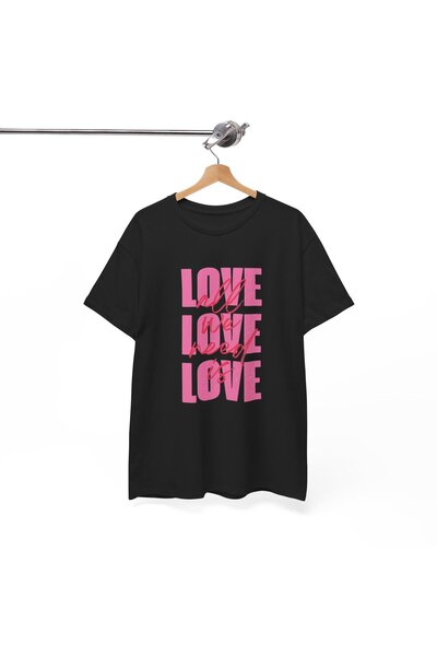 Tubinyoo كل ما نحتاجه هو تي شيرت كبير الحجم مطبوع عليه Love