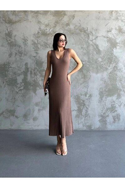 Lusin Women's Brown V-Neck Sleeveless Ribbed Long Knitwear Dress