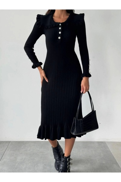 URİS Rochie neagră de damă, elegantă, lungă, tricotată, cu detaliu cu nasturi și volane