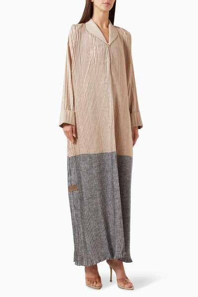 Rauaa Official Capture Your Style with This Modern Chic Fabric Two-Tone Pleat...