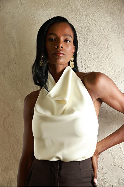 5in1Canpolat Ecru Satin Flowy Blouse 71772