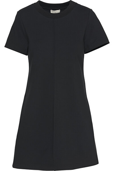 Calvin Klein Kadın Marka Etiketli Bisiklet Yaka Ve Kısa Kollu Şık Görünüşlü Günlük Kullanıma Uygun S